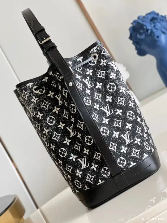 AAA Pruses Bags PETIT LOUIS VUITTON NOÉ 0518